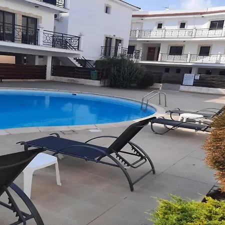 Paramount Gardens C201 Apartman Lárnaka