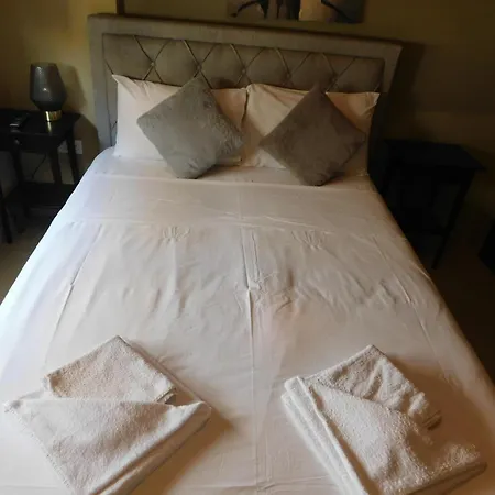 Paramount Gardens C201 * Lárnaka