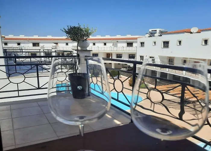 Paramount Gardens C201