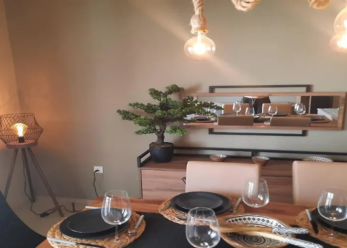 Paramount Gardens C201 Διαμέρισμα