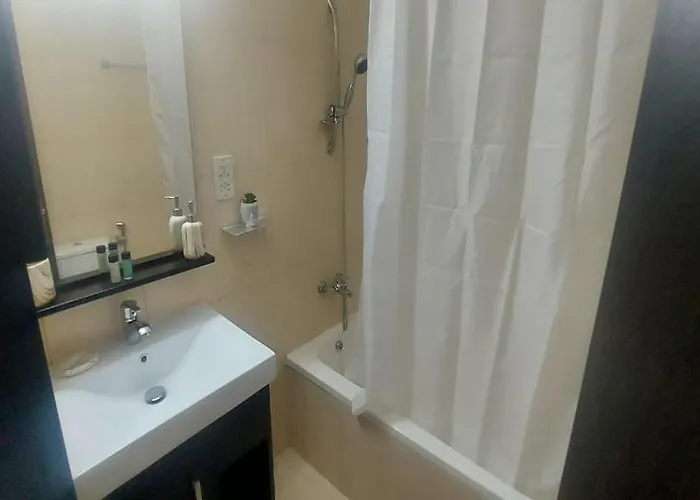 Paramount Gardens C201 Apartmán